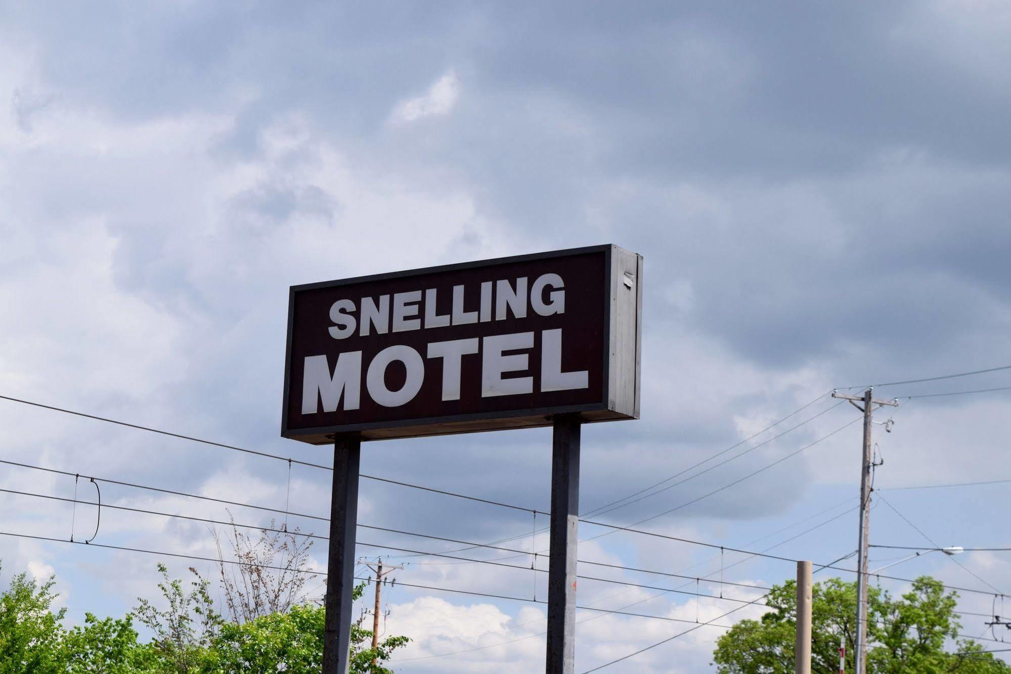 Snelling Motor Inn ミネアポリス エクステリア 写真